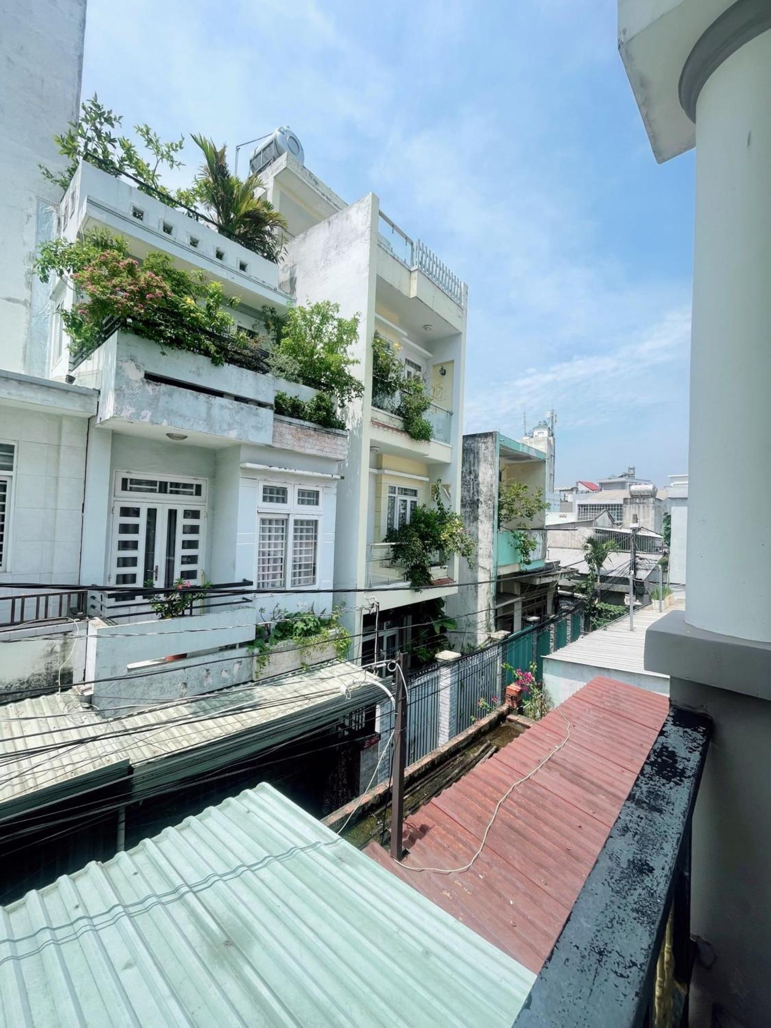 Nguyen Thanh Bed & Breakfast